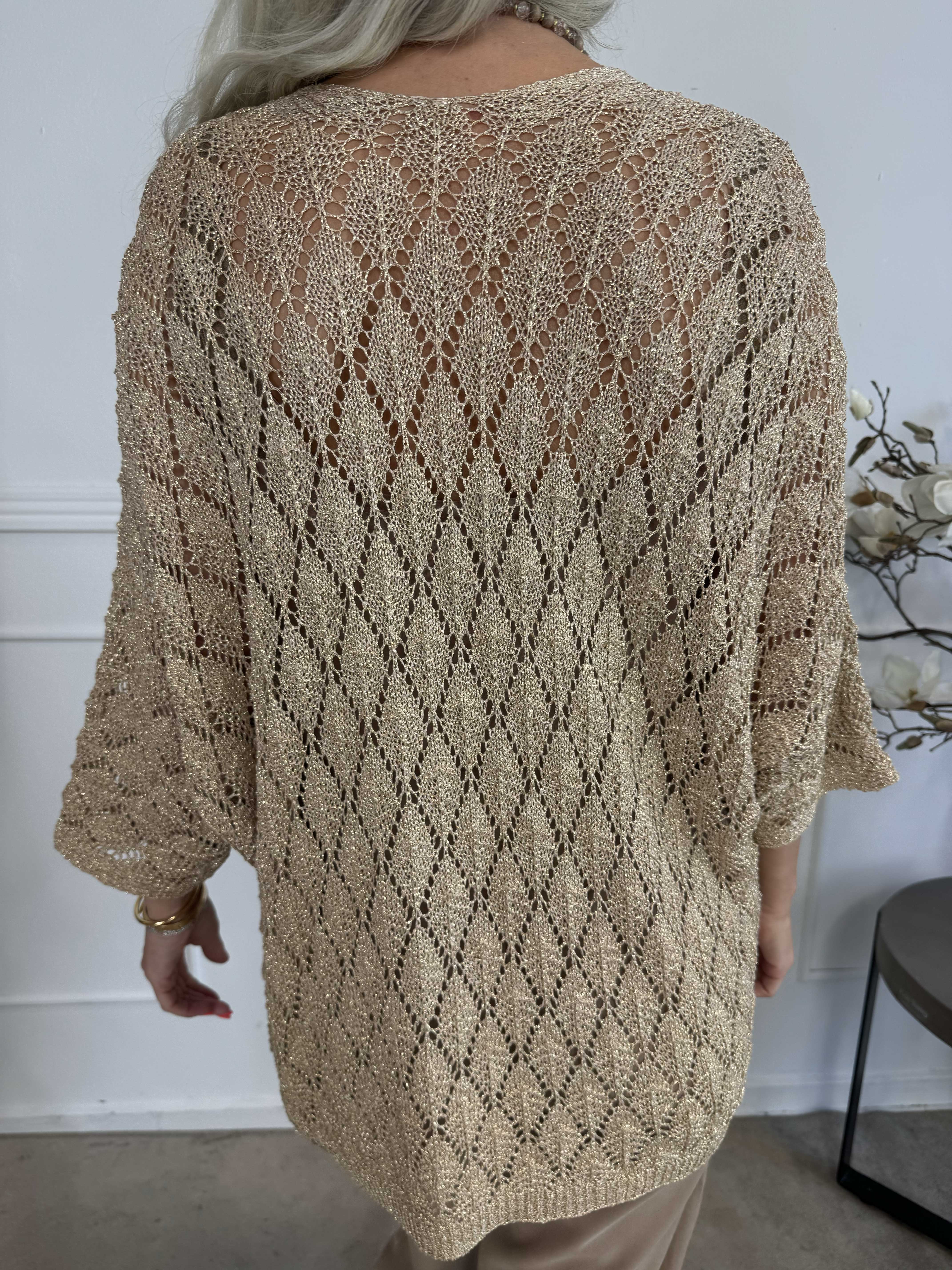 Selena - Sød hæklet cardigan med glittertråde